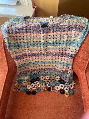 Anthropologie Vintage edie Crocheted Floral-Trim Vest